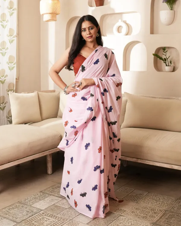 Multicolour_Cotton_Butterfly_Kisses_H_Block_Printed_Mul_Saree_With_Tassels_For_Women